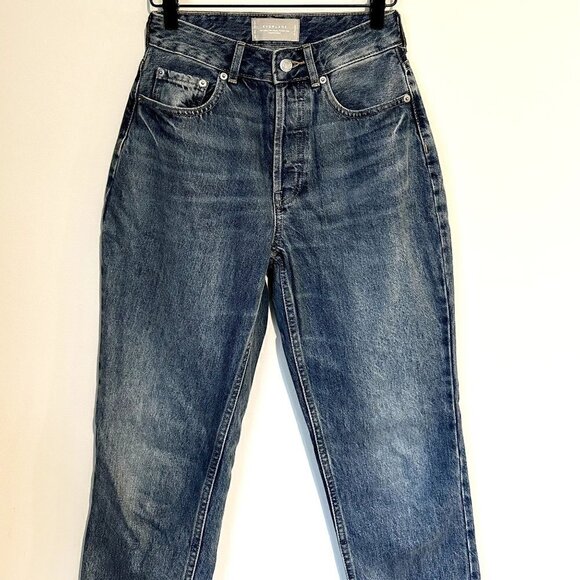NWOT Everlane The Curvy 90's Cheeky Straight Jean in Vintage Mid Blue  - Size 25 - Picture 6 of 9